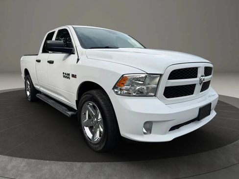 Used 2015 RAM 1500 Express AWD/4WD image 3