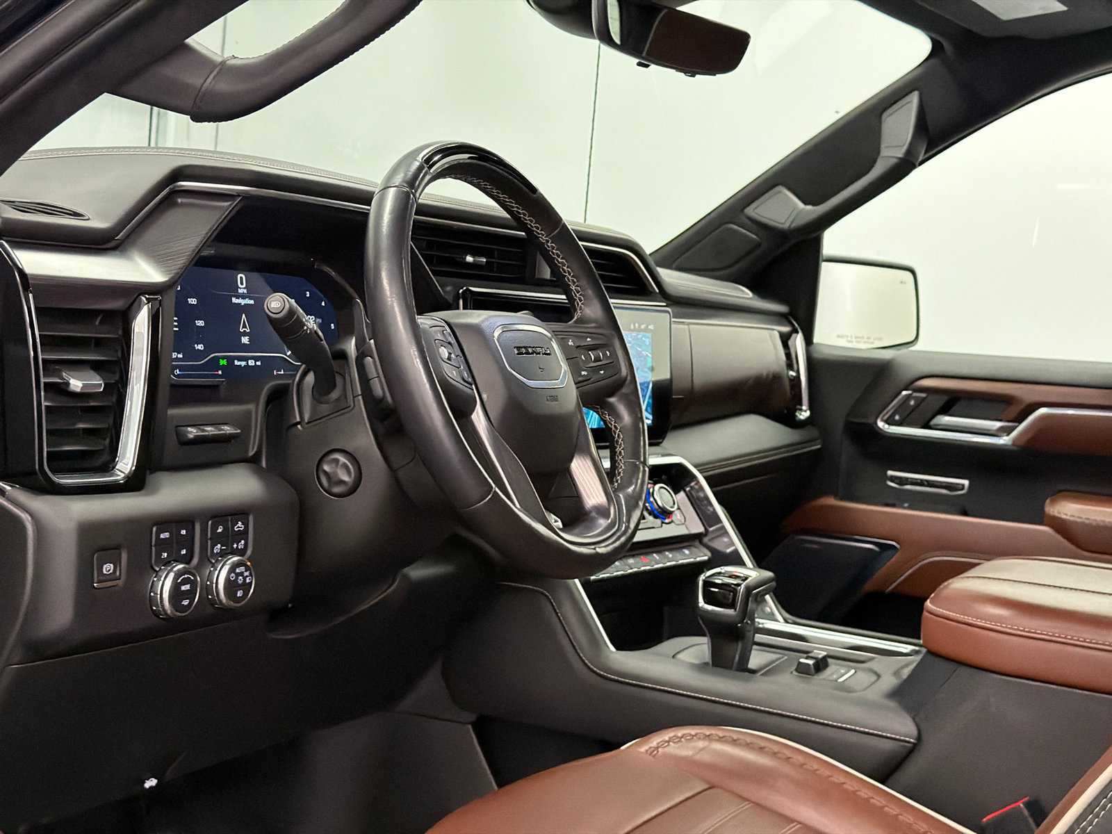 Used 2023 GMC Sierra 1500 Denali Ultimate AWD/4WD image 18