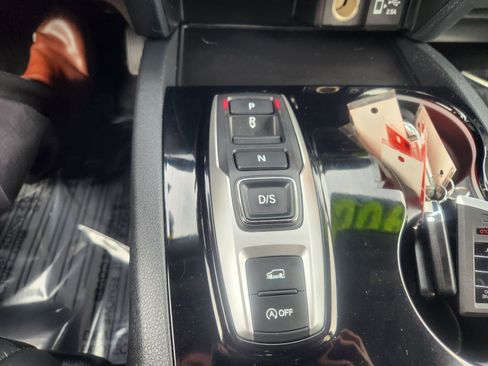 Used 2022 Honda Pilot Touring image 25