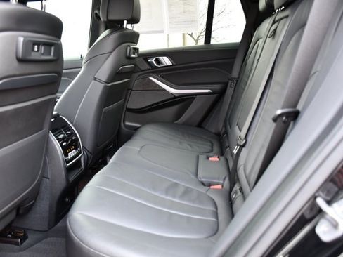 Used 2020 BMW X5 M50i w/ Premium Package image 16