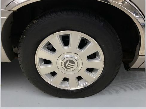 Used 2004 Mercury Grand Marquis LS RWD image 15