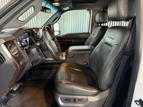 Used 2016 Ford F350 Platinum w/ Platinum Package AWD/4WD image 12