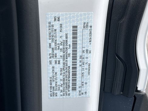 New 2025 Ford Transit 250 148 Medium Roof w/ Exterior Upgrade Package image 40