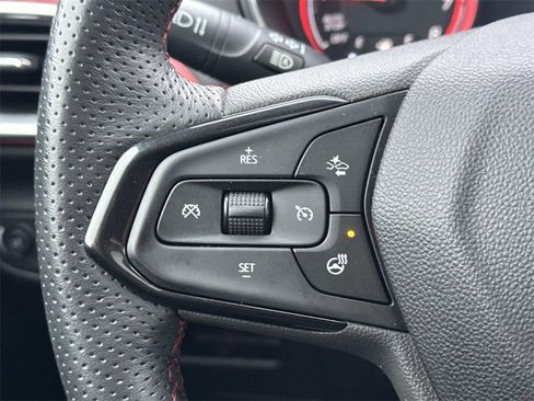 Used 2022 Chevrolet TrailBlazer RS w/ Sun and Liftgate Package image 23