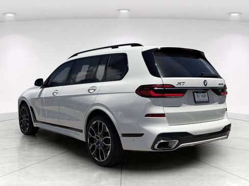 Used 2023 BMW X7 xDrive40i w/ M Sport Package AWD/4WD image 5