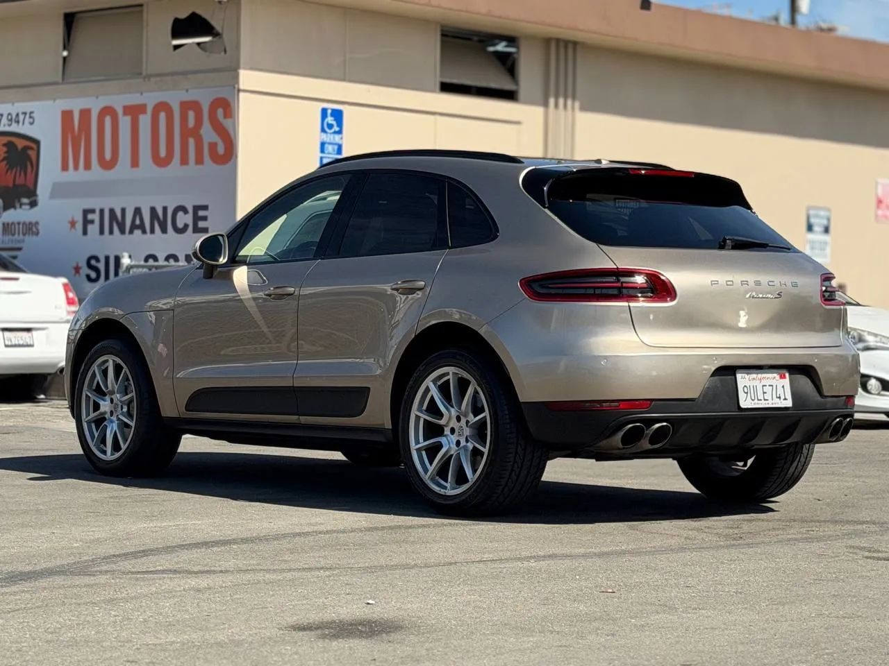 Used 2016 Porsche Macan S AWD/4WD image 11