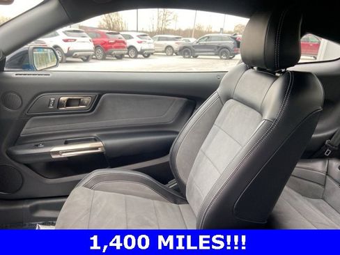 Used 2019 Ford Mustang Shelby GT350 w/ Technology Package image 38