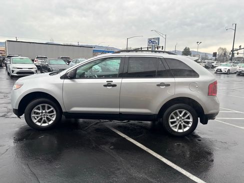 Used 2013 Ford Edge SE image 7