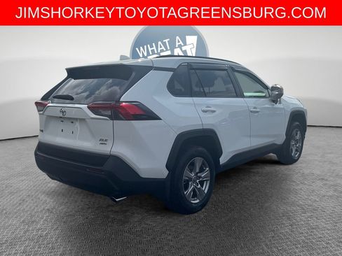 Used 2023 Toyota RAV4 XLE w/ Convenience Package image 3