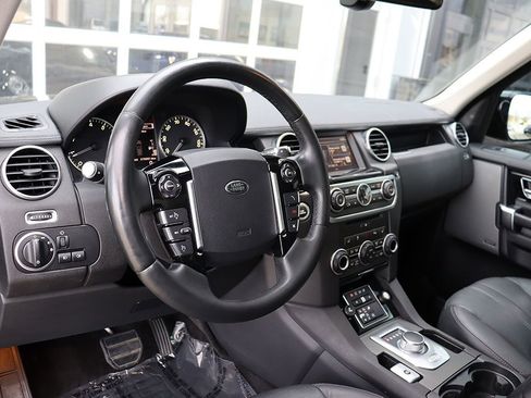 Used 2016 Land Rover LR4 HSE image 13