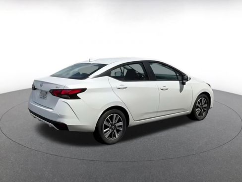 Used 2024 Nissan Altima 2.5 S FWD image 12