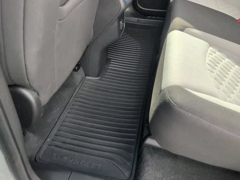 Used 2020 Chevrolet Equinox LT FWD image 29