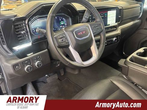 Used 2025 GMC Sierra 1500 SLT image 9