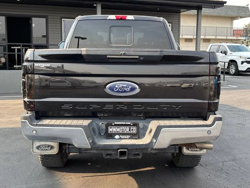 Used 2019 Ford F350 Lariat w/ Lariat Ultimate Package AWD/4WD image 4