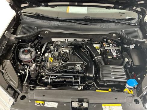 Used 2023 Volkswagen Taos S AWD/4WD image 11