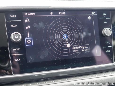 Used 2023 Volkswagen Taos SEL image 19