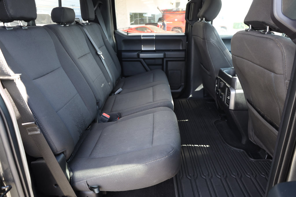Used 2019 Ford F150 XLT w/ Equipment Group 302A Luxury AWD/4WD image 17