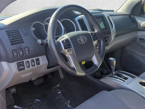 Used 2015 Toyota Tacoma 4x4 Double Cab w/ TRD Off-Road Package image 9