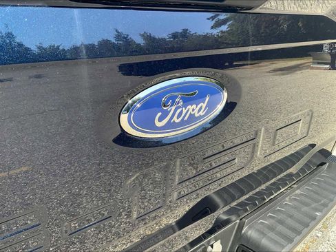 Used 2023 Ford F150 XLT image 95