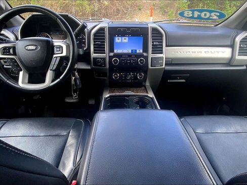 Used 2018 Ford F250 Lariat w/ Lariat Value Package image 16