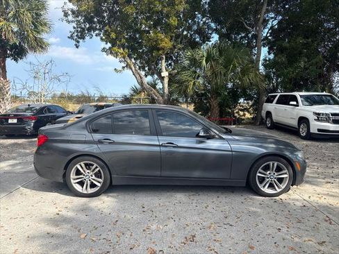 Used 2016 BMW 320i Sedan w/ Sport Package image 6