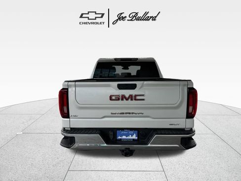Used 2022 GMC Sierra 1500 SLT image 8