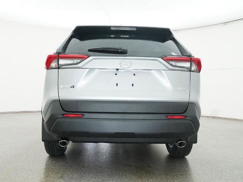 New 2025 Toyota RAV4 XLE image 17