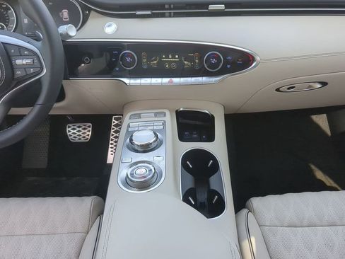 New 2025 Genesis GV70 3.5T Sport w/ Sport Advanced Package image 18