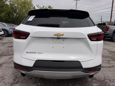 Used 2025 Chevrolet Blazer LT AWD/4WD image 5
