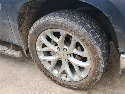 Used 2020 Chevrolet Silverado 1500 LT w/ Texas Edition image 4