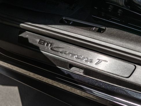 Certified 2024 Porsche 911 Carrera T RWD image 22