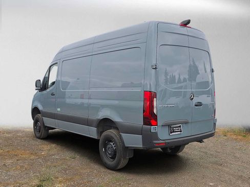 Used 2026 Mercedes-Benz Sprinter 2500 image 5