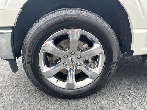 Used 2022 Ford F150 Lariat w/ Equipment Group 502A High image 13