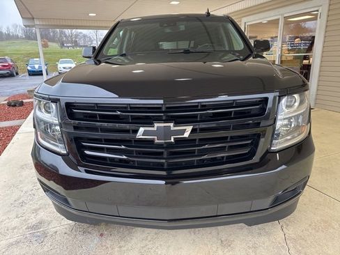Used 2019 Chevrolet Suburban Premier image 12