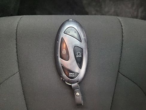 Used 2025 Hyundai Elantra SEL FWD image 32
