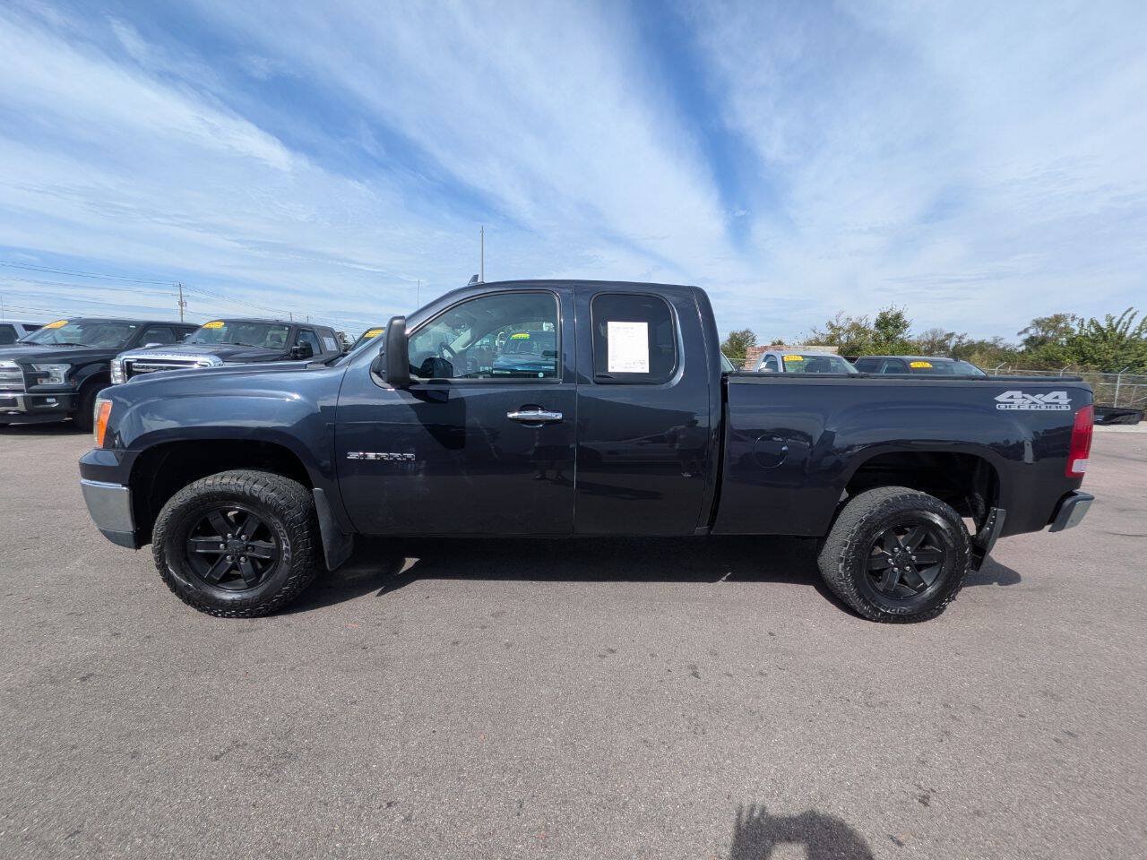 Used 2013 GMC Sierra 1500 SLE w/ Power Tech Package AWD/4WD image 1