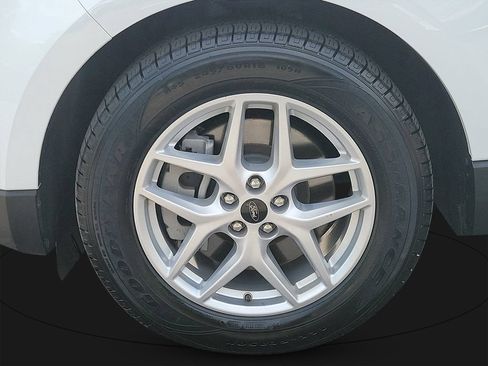 Used 2024 Ford Edge SEL AWD/4WD image 9