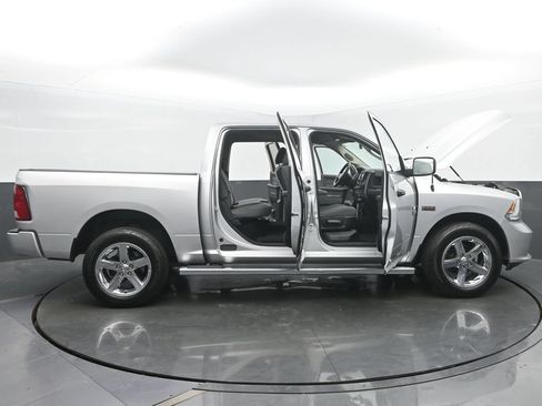 Used 2018 RAM 1500 Express w/ Express Value Package AWD/4WD image 55