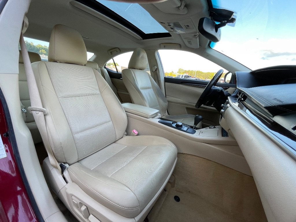 Used 2014 Lexus ES 350 w/ Premium Package FWD image 21