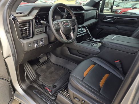 Certified 2025 GMC Sierra 2500 AT4 w/ AT4 Premium Plus Package image 13