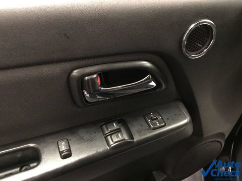 Used 2011 Chevrolet Colorado LT w/ Power Convenience Package AWD/4WD image 22