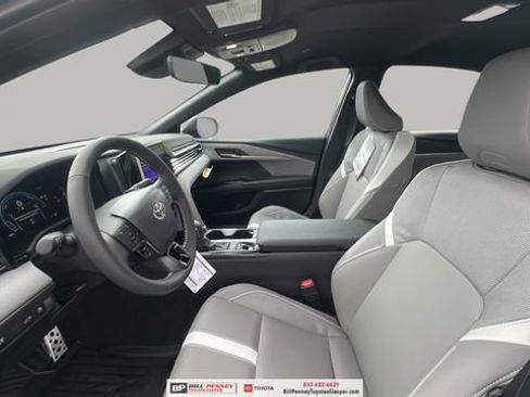 New 2026 Toyota Camry SE image 11