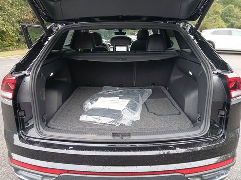 New 2026 Volkswagen Atlas Cross Sport SE AWD/4WD image 22