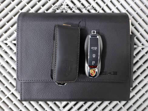 Used 2019 Porsche 911 Speedster RWD image 65
