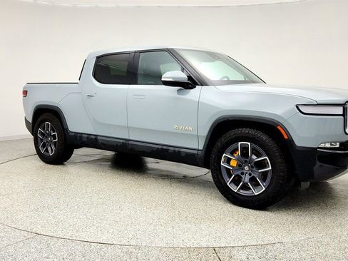 Used 2023 Rivian R1T Adventure image 3