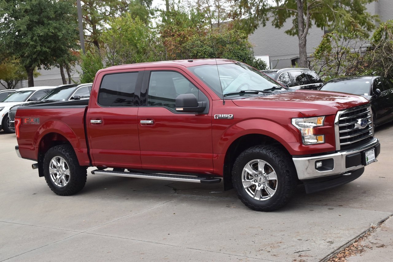Used 2017 Ford F150 XLT w/ Equipment Group 302A Luxury AWD/4WD image 5