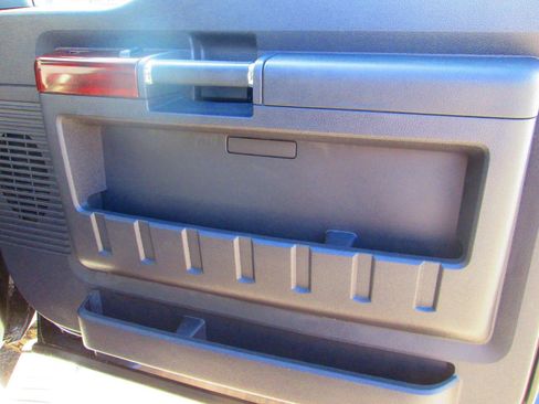 Used 2009 Ford F350 Lariat image 13