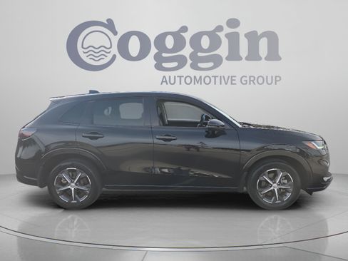 Certified 2025 Honda HR-V EX-L image 6