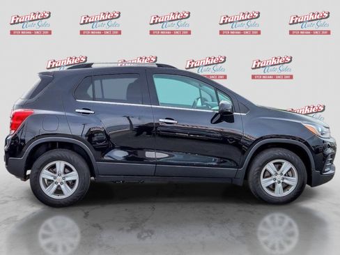 Used 2020 Chevrolet Trax LT w/ LT Convenience Package AWD/4WD image 6