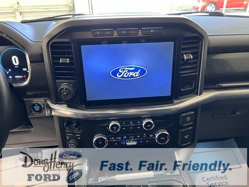 Used 2022 Ford F150 Lariat w/ Max Trailer Tow Package image 41